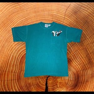 VINTAGE PEPE LE PEW POCKET T- SHIRT